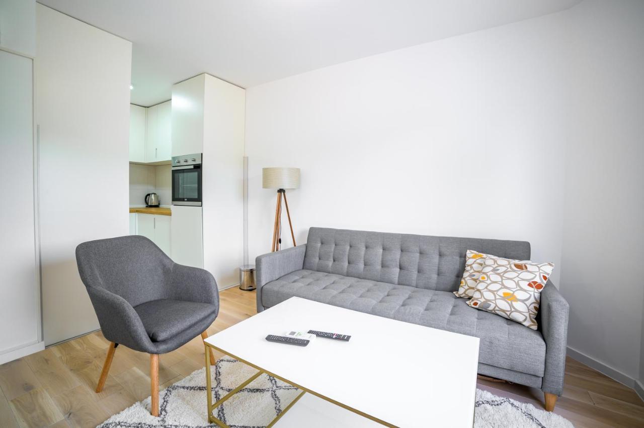 Sun Square Apartments Тузла Екстериор снимка