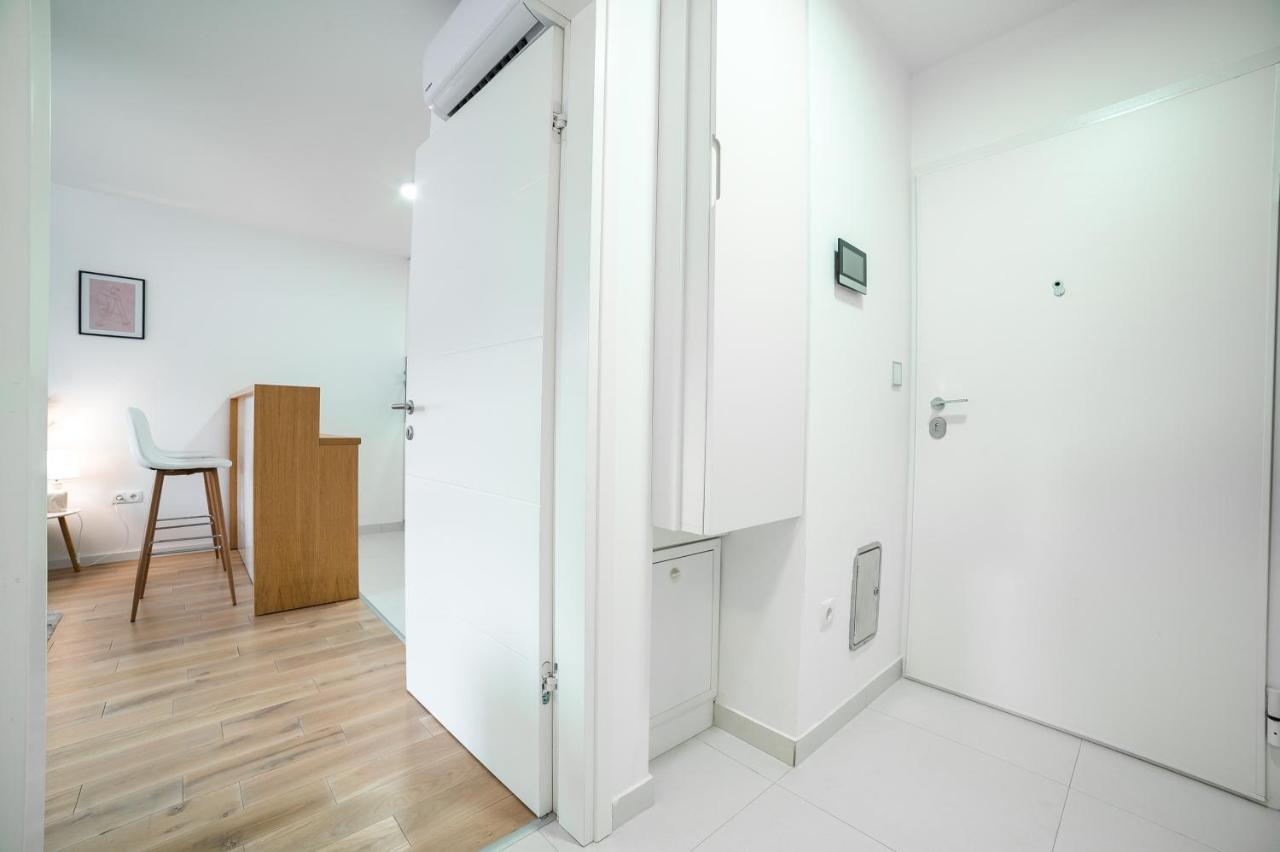 Sun Square Apartments Тузла Екстериор снимка